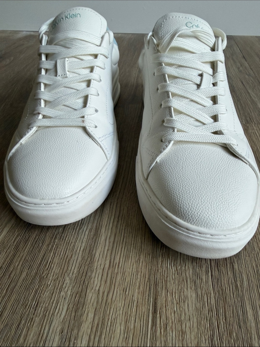 Calvin Klein Sollyz White Leather Sneakers with Light Blue Heel Accent Size 11 - Picture 3 of 10
